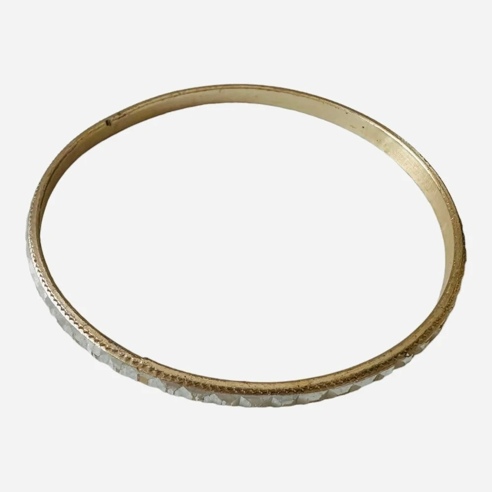 Women's Bracelet Dimond Cut Gold & Silver Tone Bangle Bracelet Costume Jewelry